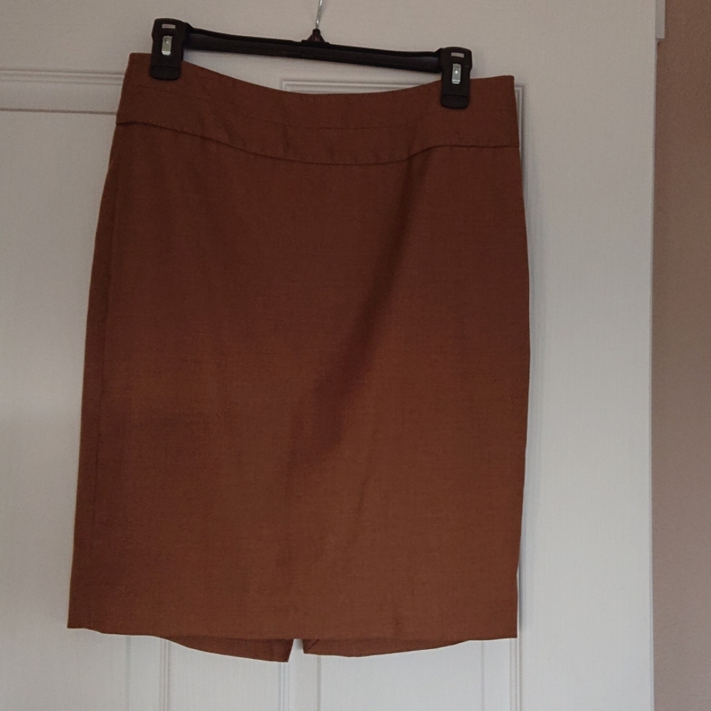 Limited khaki pencil skirt.